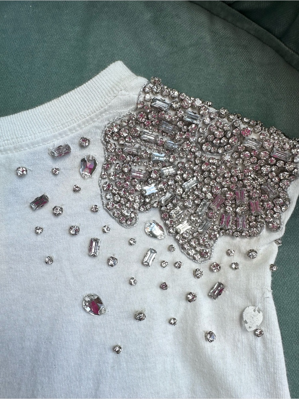 Alice + Olivia White Rolling Stones Graphic Crop Top with Red & Blue Accents - Picture 9 of 9
